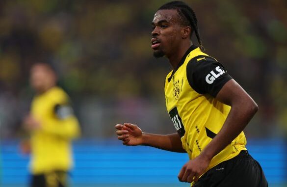 borussia-dortmund-v-borussia-monchengladbach-bundesliga-17-585x390