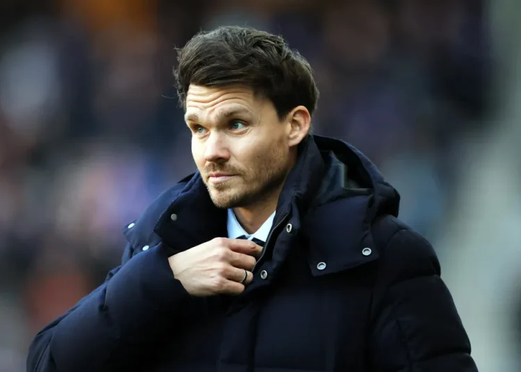 “You Hear It Every Morning!” – Rangers Boss Danny Röhl Reveals Builders Sing His Song Daily