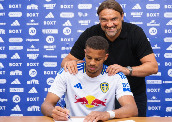 BREAKING: Joe Willock Now Completing his Medical as LEEDs united player.