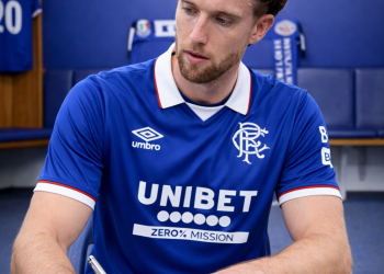 DONE DEAL! Rangers Unveil New Signing as Star Puts Pen to Paper at Ibrox — Fans Erupt with Excitement! 💙✍️