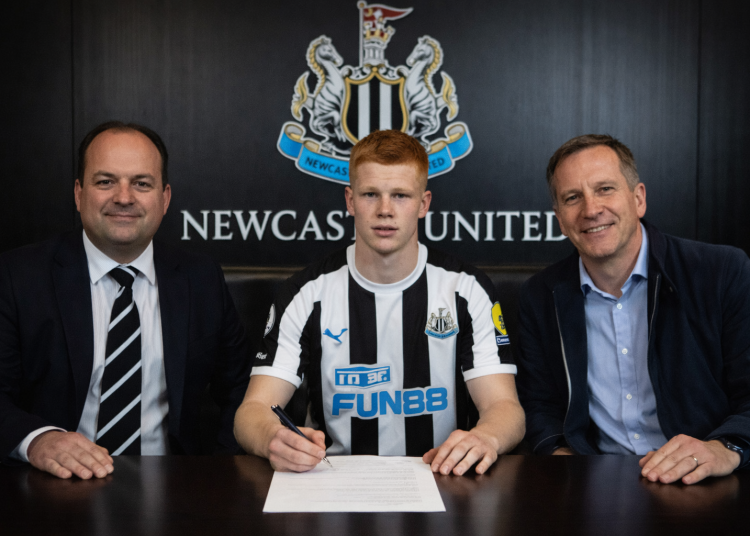 DEAL ON THE TABLE! Newcastle United Hold High-Level Talks as Transfer Meeting Goes Public.