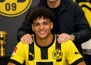 ABGESCHLOSSENER DEAL BESTÄTIGT: – Niko Kovač besiegelt den Wechsel von Wunderkind Kauã Prates zu Borussia Dortmund mit einer atemberaubenden Vertragsunterzeichnung.