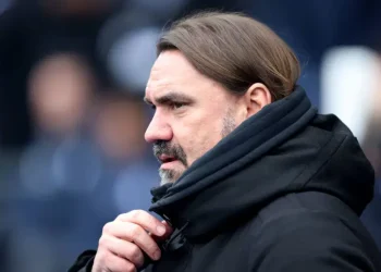 Farke’s Final Call: Leeds United Ready for Elland Road Explosion as Sunderland Arrive for Premier League Battle