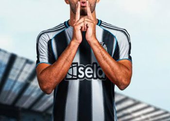 BREAKING: Newcastle hold talks for “one of the best strikers in the world” who’s “ready” to join.