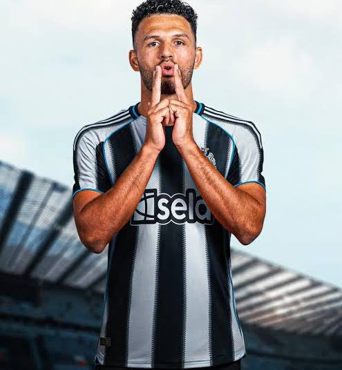 BREAKING: Newcastle hold talks for “one of the best strikers in the world” who’s “ready” to join.