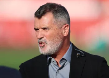 “‘Distraction!’ – Roy Keane Tears Into Manchester United as Leeds Defeat Sparks Red Card Storm”