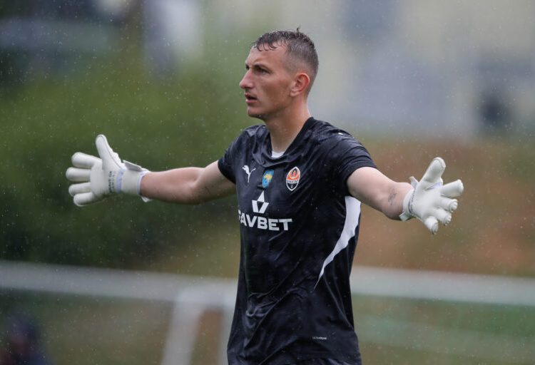 Leeds United Submit €10m Bid for Goalkeeper: Is Dmytro Riznyk the Tactical Upgrade Daniel Farke Needs?