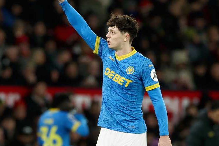 BREAKING: Leeds Open Talks to Sign £26m Wolves Star in Summer Deal.