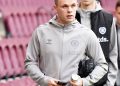 Lawrence Shankland is flying back to Glasgow to complete a sensational switch to Rangers.