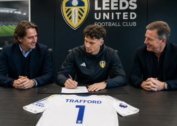 “Done Agreement”: James Trafford Spotted Signing Leeds United Contract as Fans Go Wild Over Shock Transfer Twist